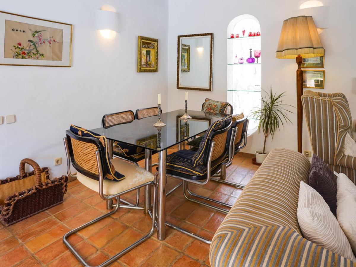 Roofed Villa In Albufeira With Private Swimming Pool Olhos de Agua  Exterior photo